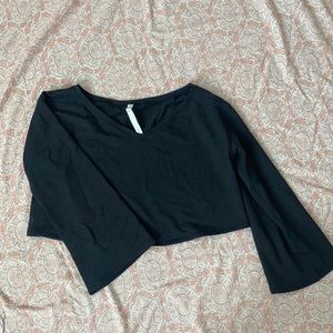 Lululemon Black Long Sleeved Flowy Top